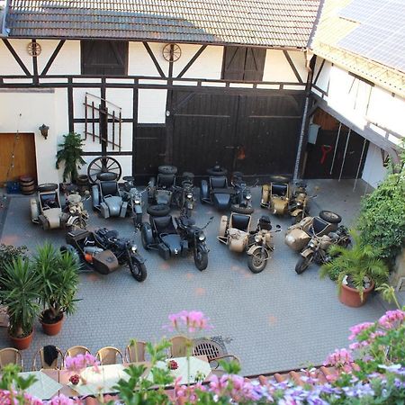 Pension Zur Gruenen Eiche Kaulsdorf Exterior foto